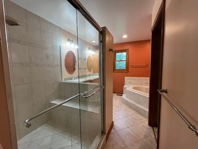 303 Mainsail Drive IL