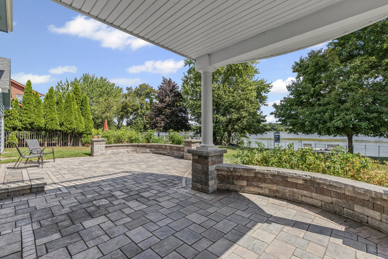303 Mainsail Drive IL