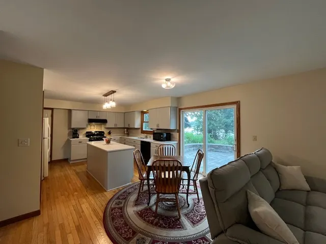 303 Mainsail Drive IL