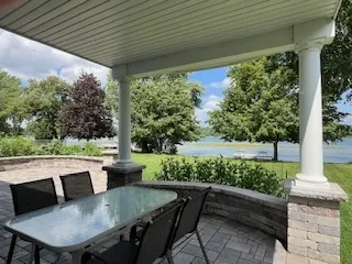 303 Mainsail Drive IL