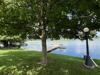 303 Mainsail Drive IL
