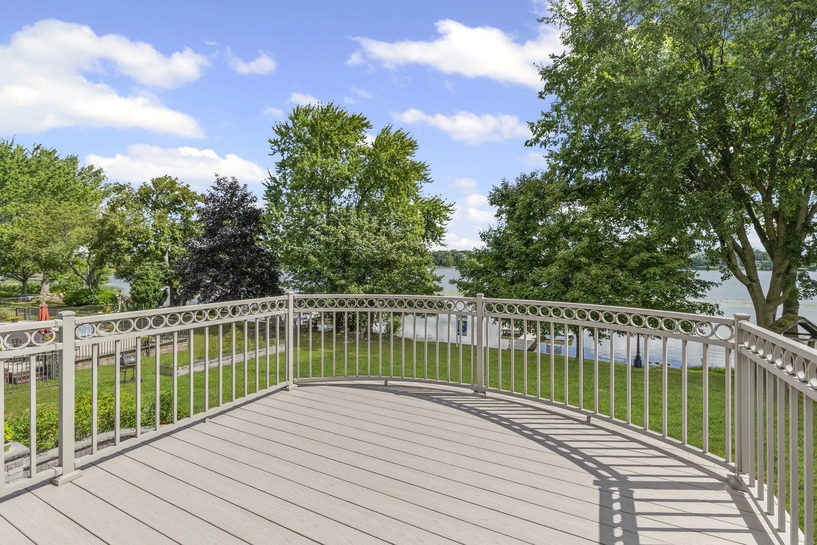 303 Mainsail Drive IL