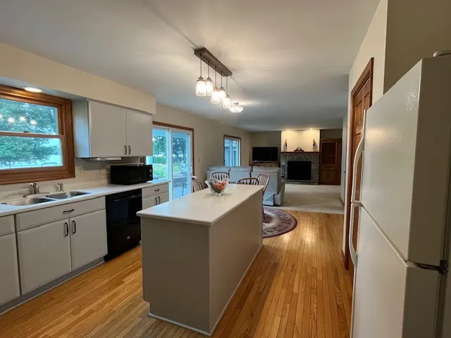 303 Mainsail Drive IL