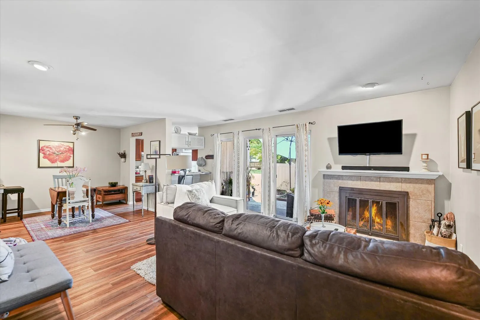 2111 MELROSE Drive 2111A IL