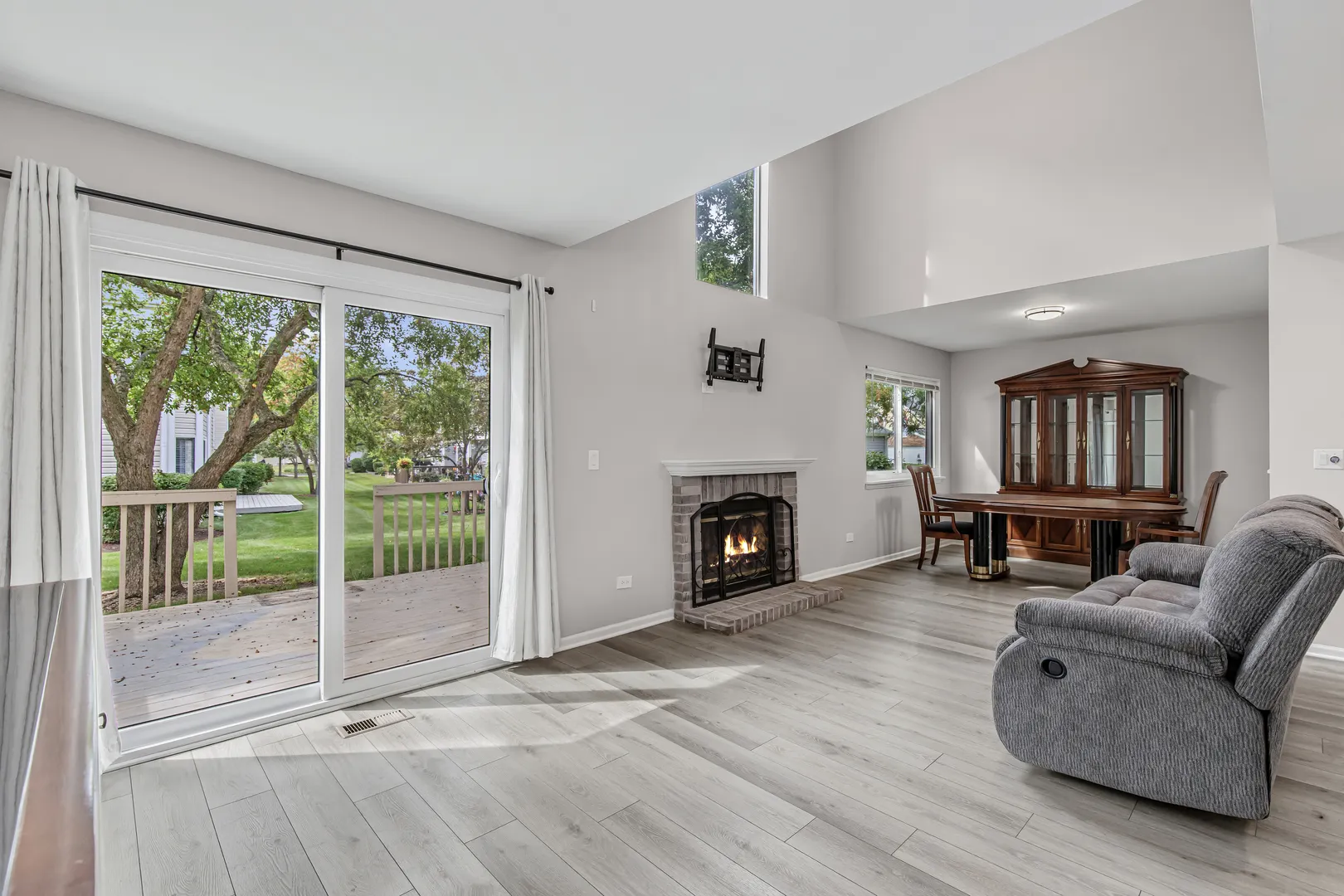 1848 Princeton Court IL