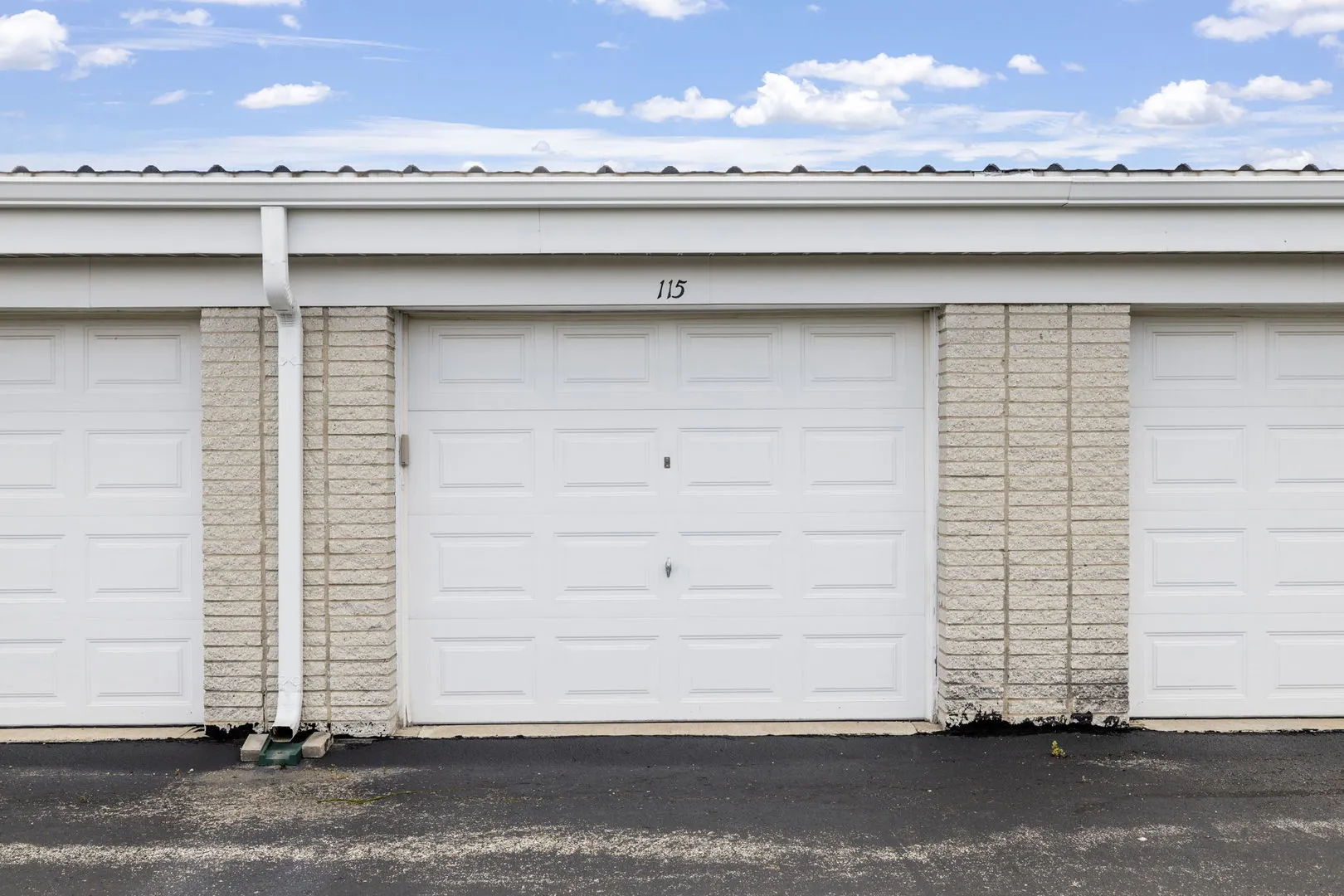 5540 Walnut Avenue 15B IL