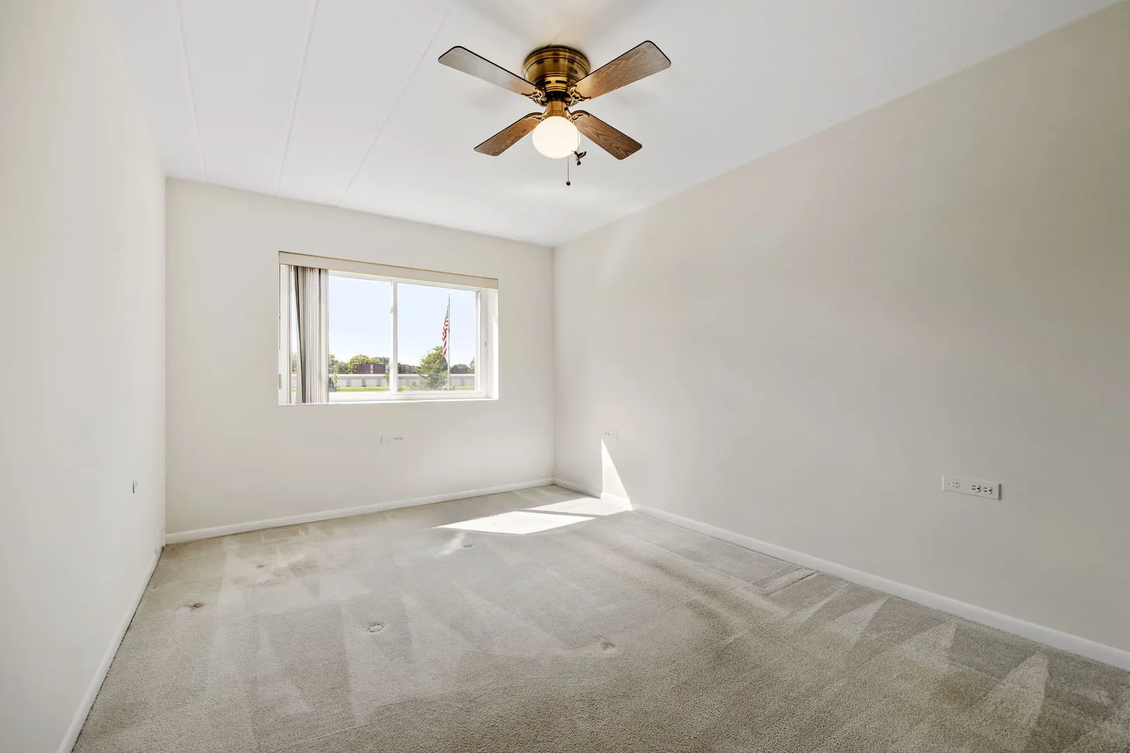 5540 Walnut Avenue 15B IL