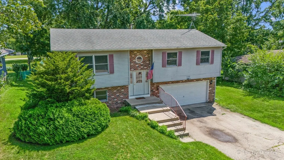 1208 Hilltop Boulevard IL