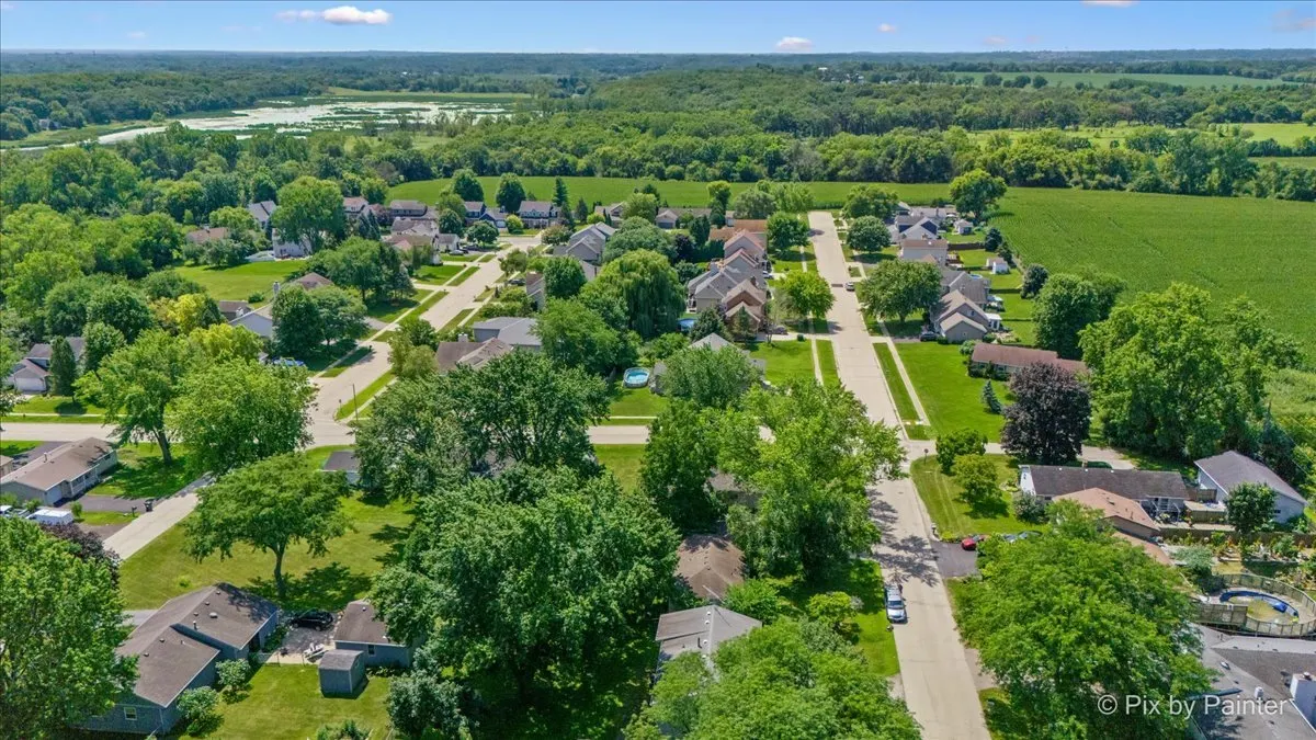 1208 Hilltop Boulevard IL