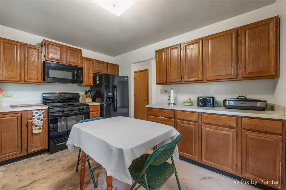 1208 Hilltop Boulevard IL