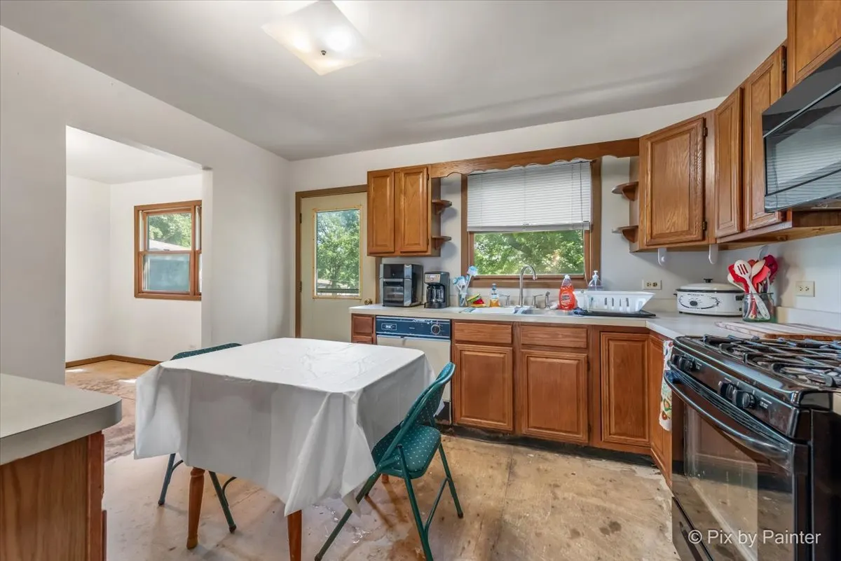 1208 Hilltop Boulevard IL