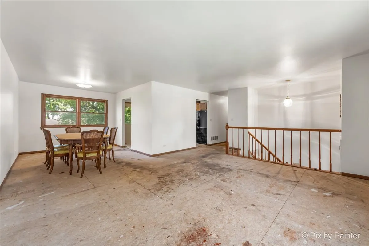 1208 Hilltop Boulevard IL