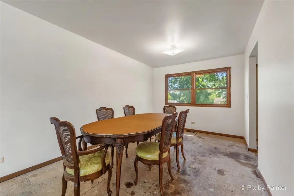 1208 Hilltop Boulevard IL
