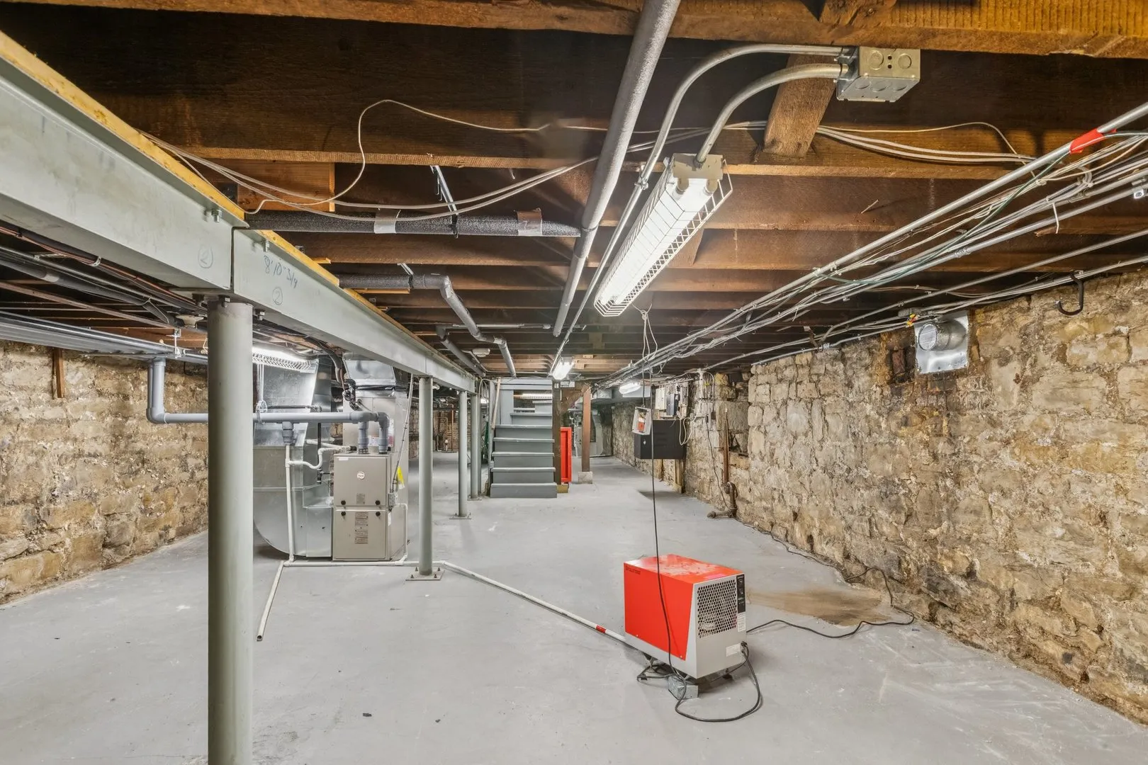 1926 N Halsted Street IL