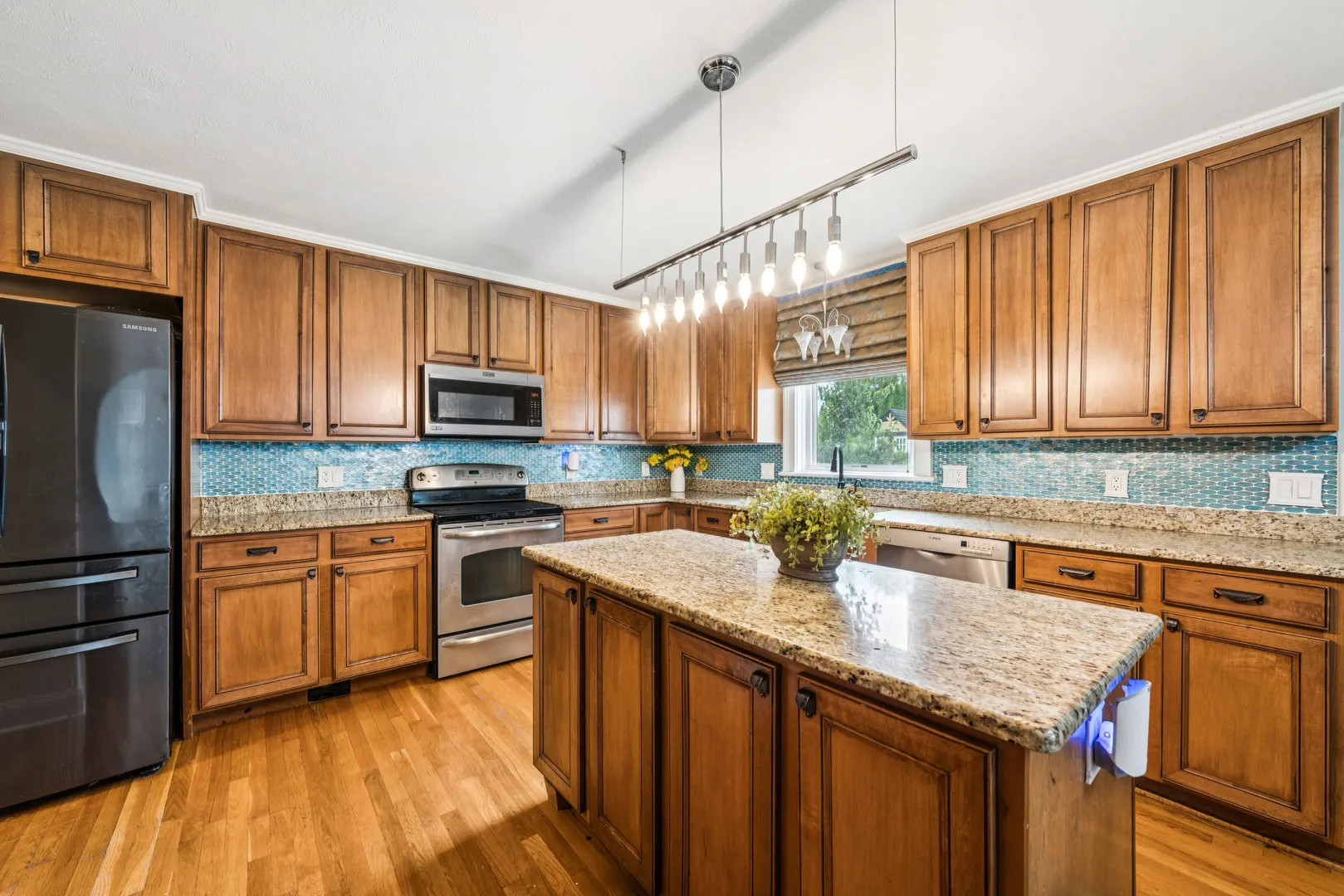 914 Tivoli Drive IL