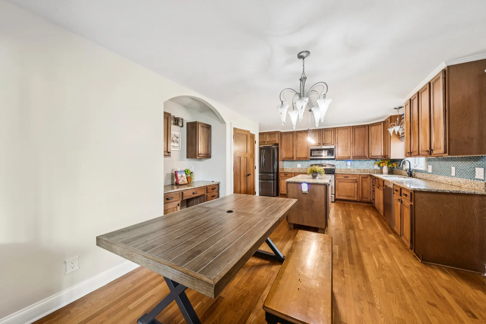 914 Tivoli Drive IL