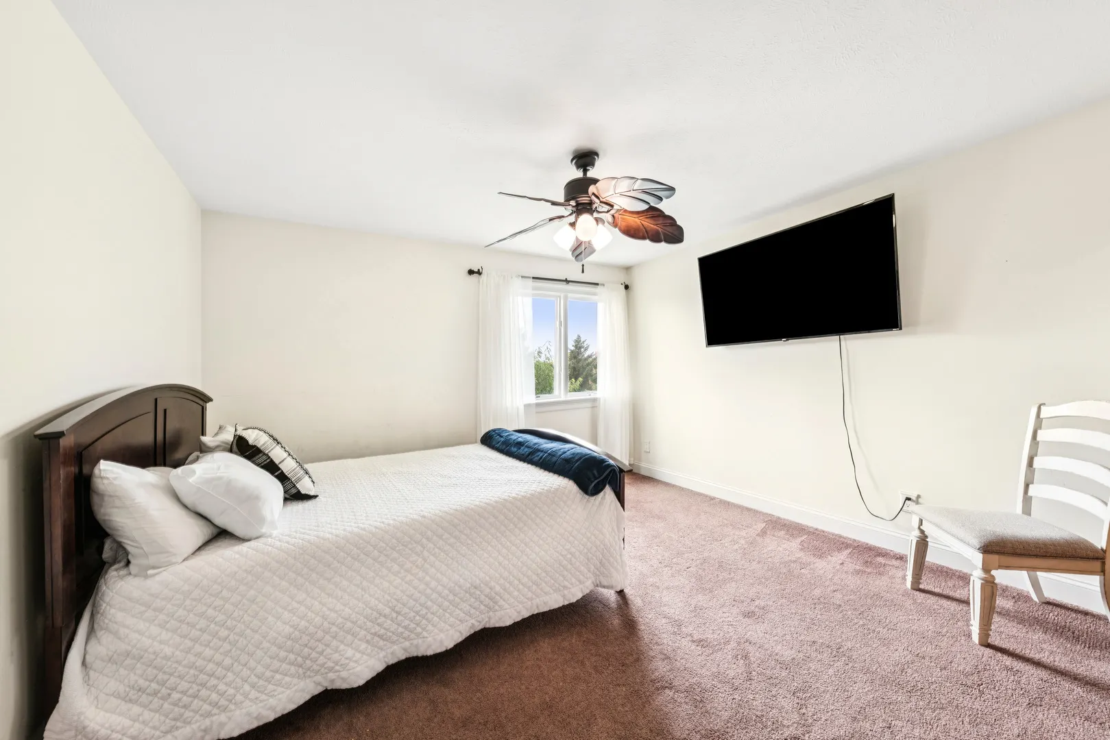914 Tivoli Drive IL