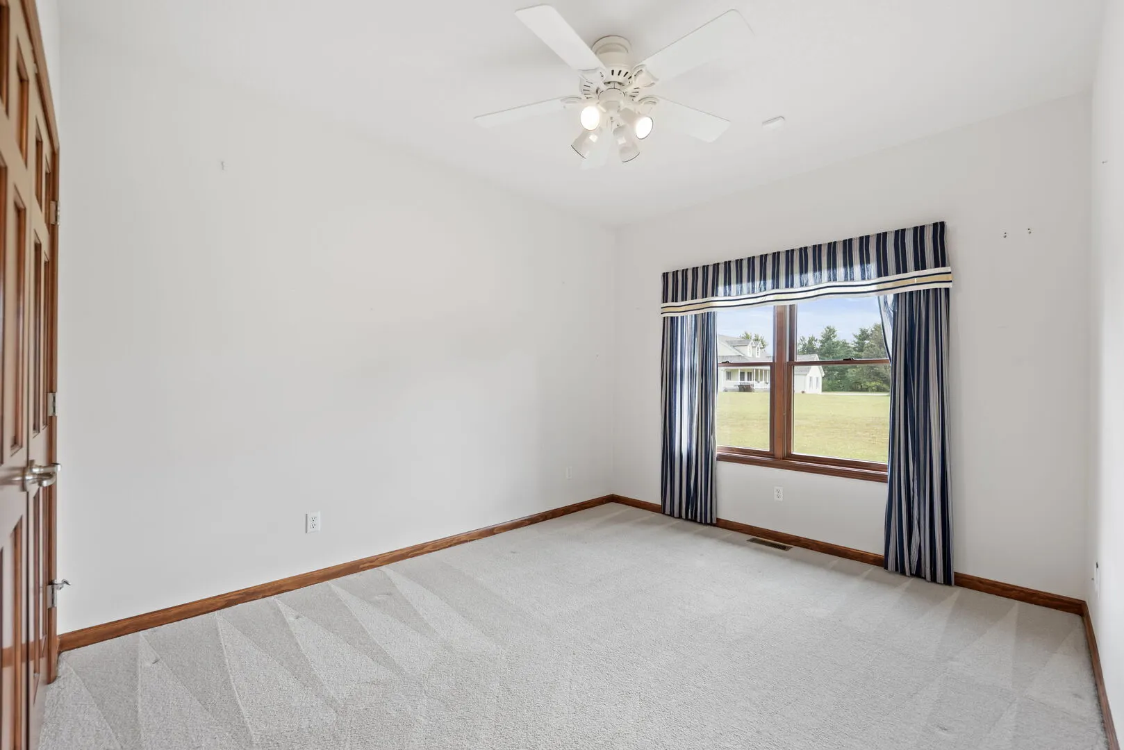 2745 S Hieland Road IL