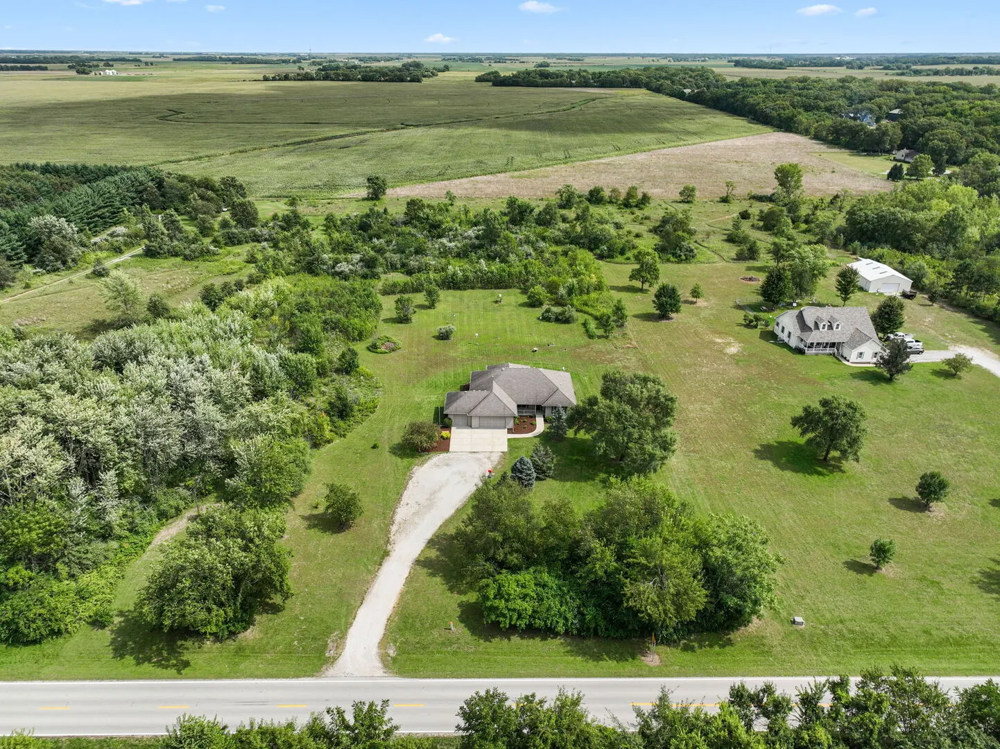 2745 S Hieland Road IL