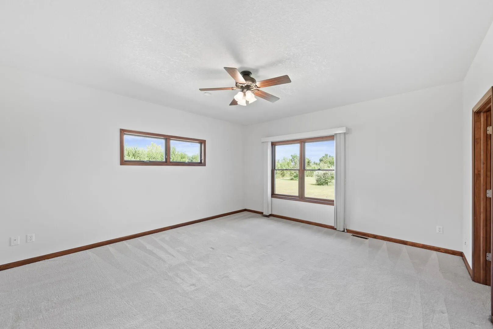 2745 S Hieland Road IL
