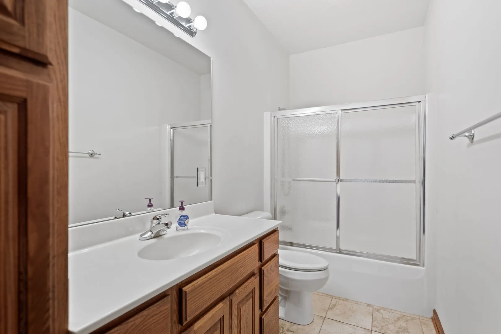 2745 S Hieland Road IL