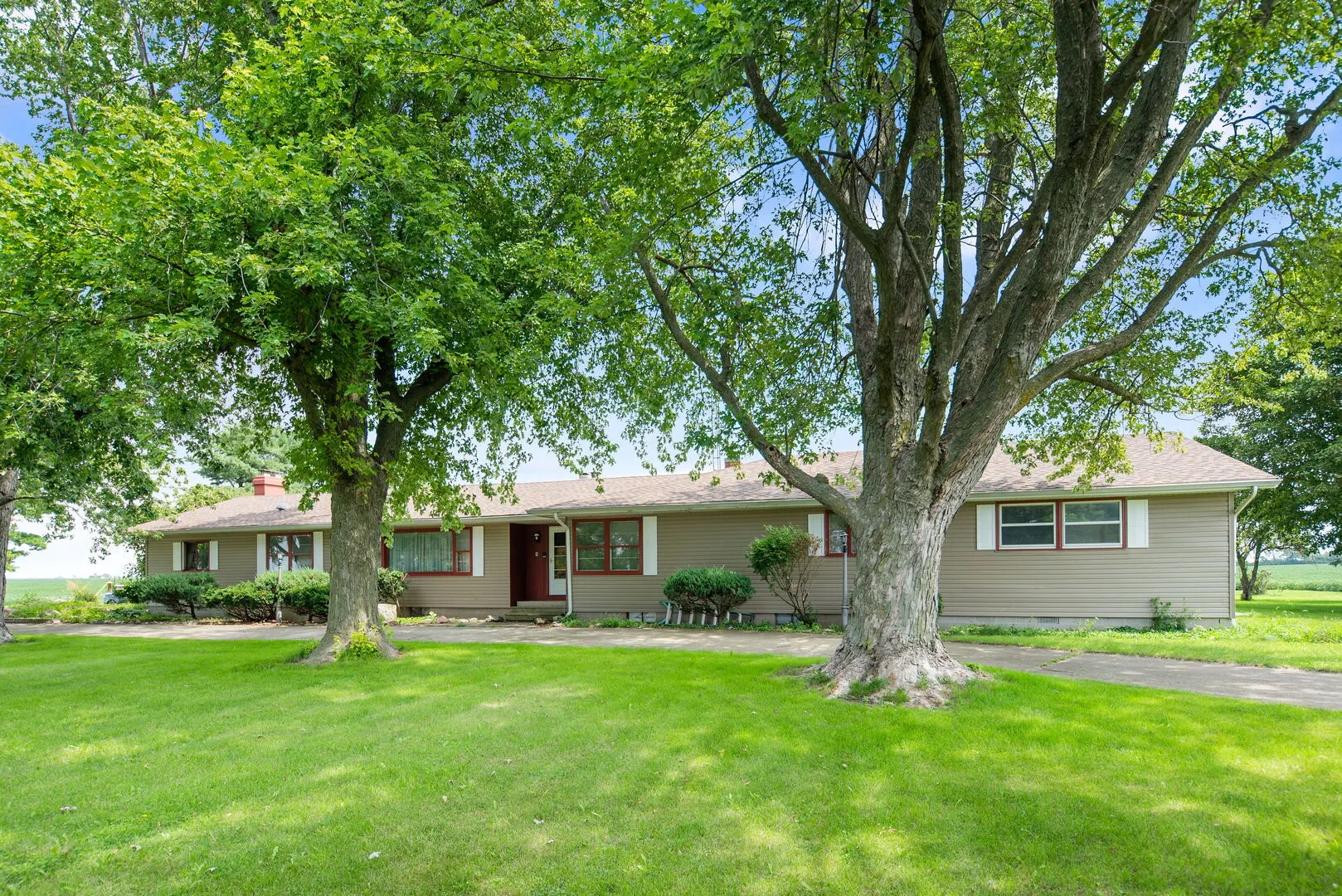 9994 N 3300 East Road IL