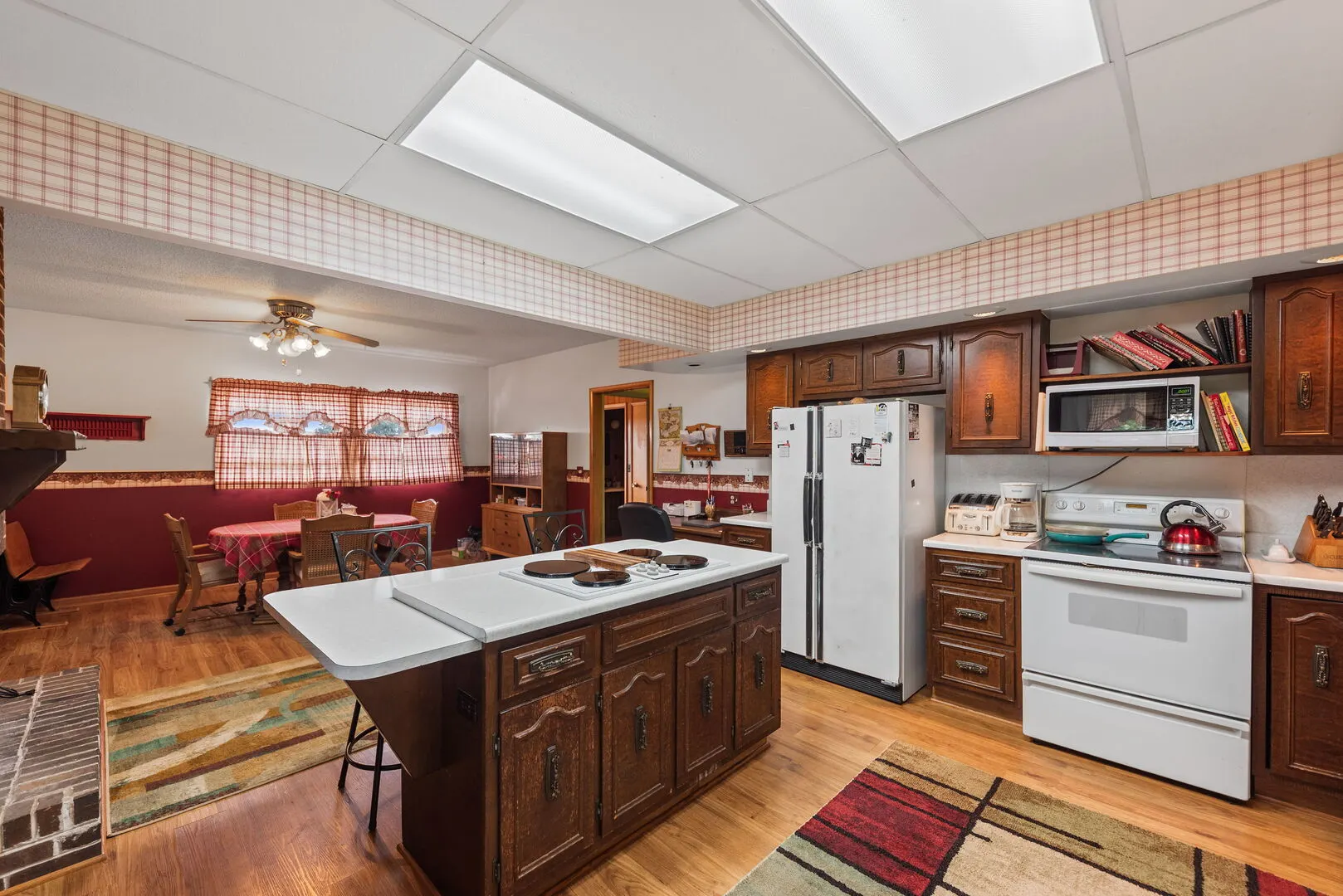 9994 N 3300 East Road IL