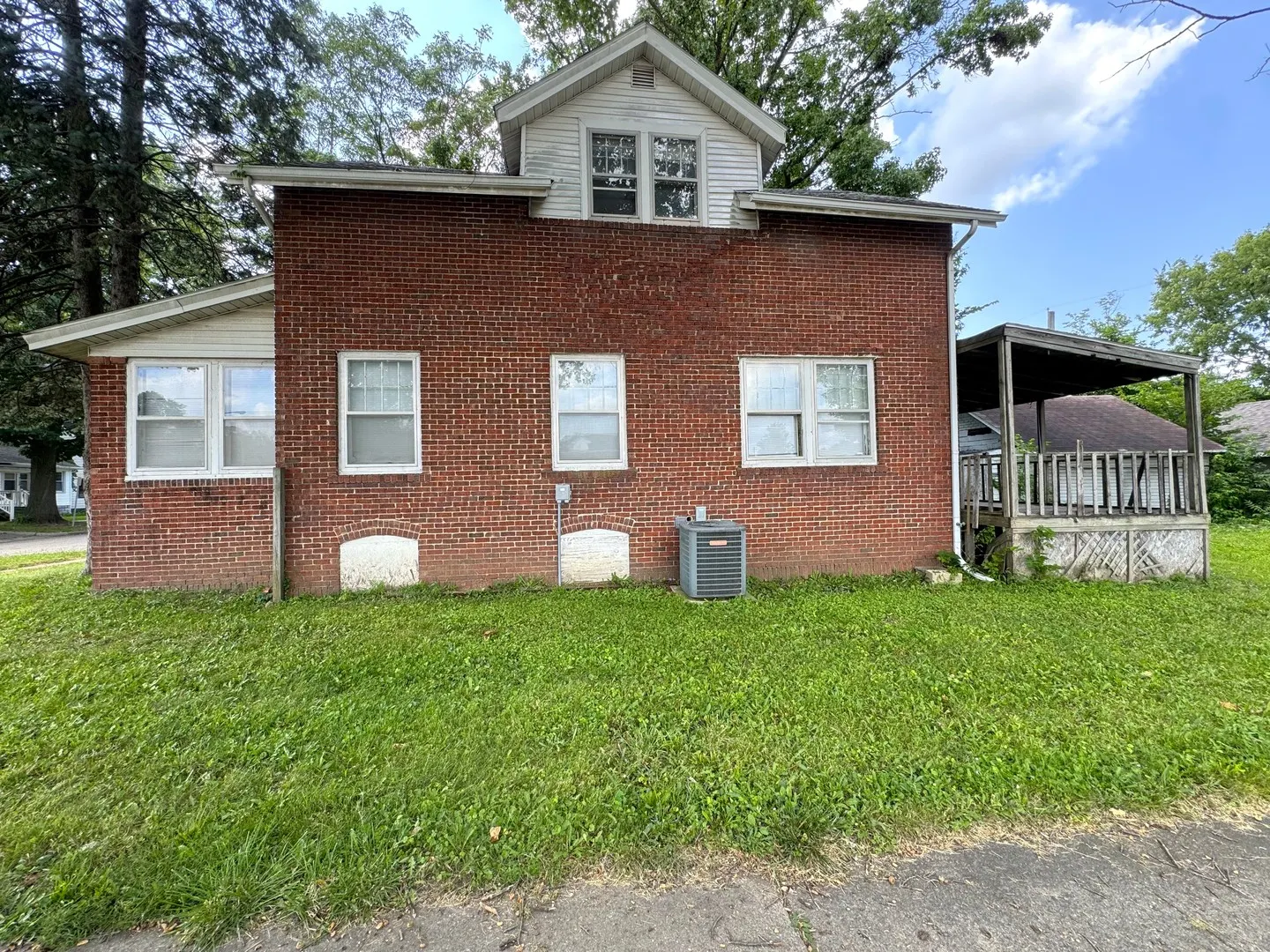 202 W Beardsley Avenue IL