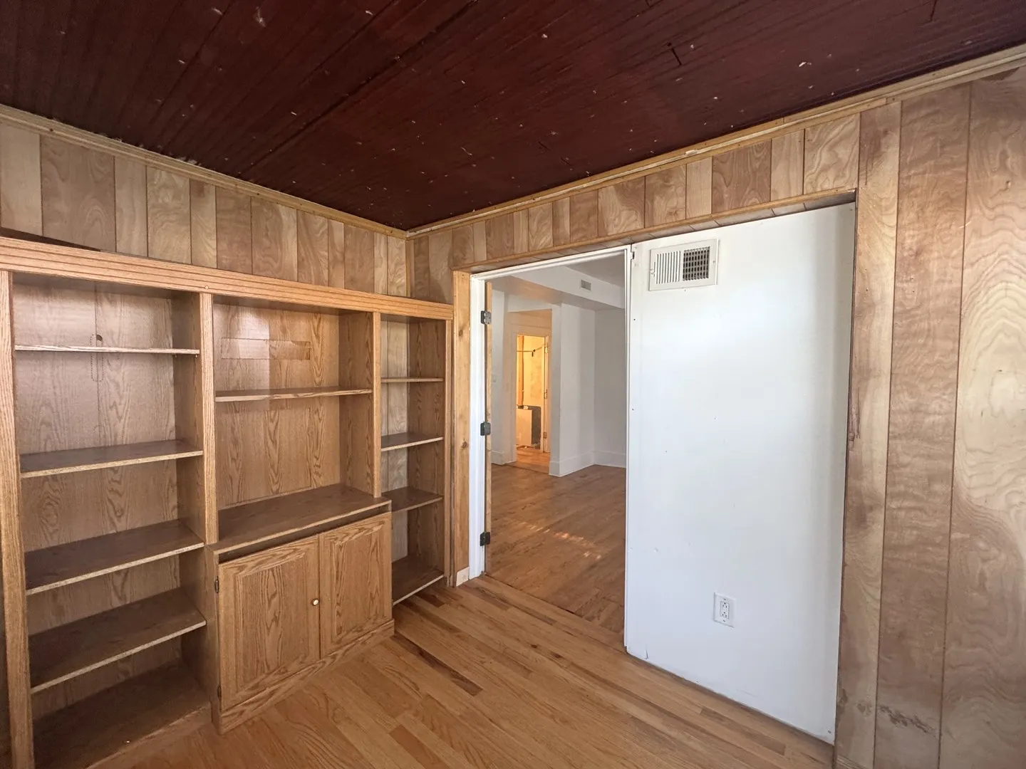 202 W Beardsley Avenue IL