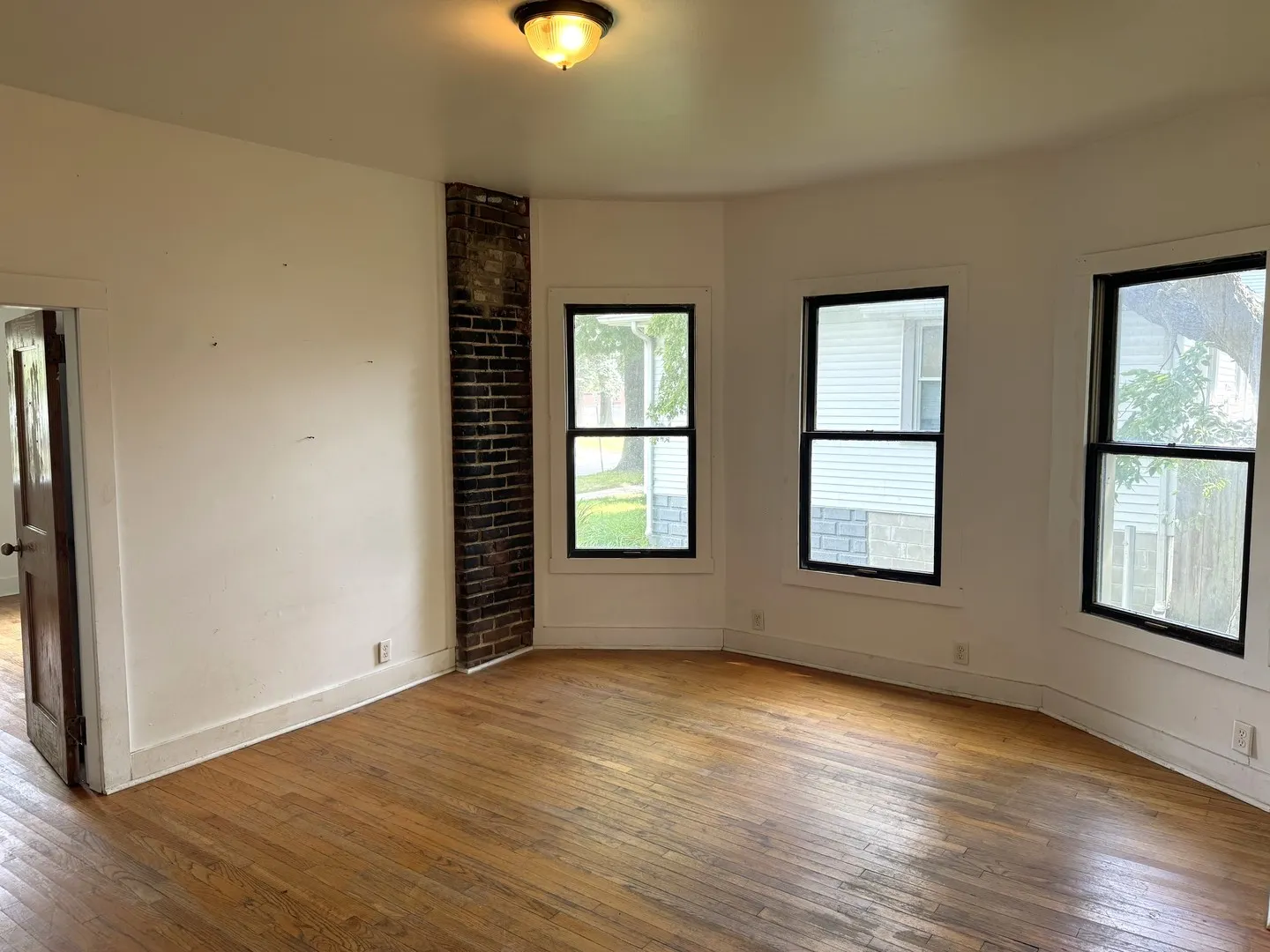 205 W Beardsley Avenue IL