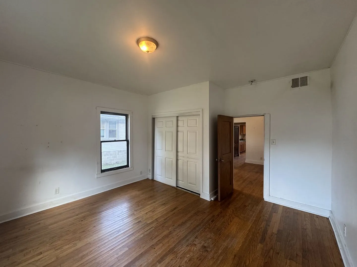 205 W Beardsley Avenue IL