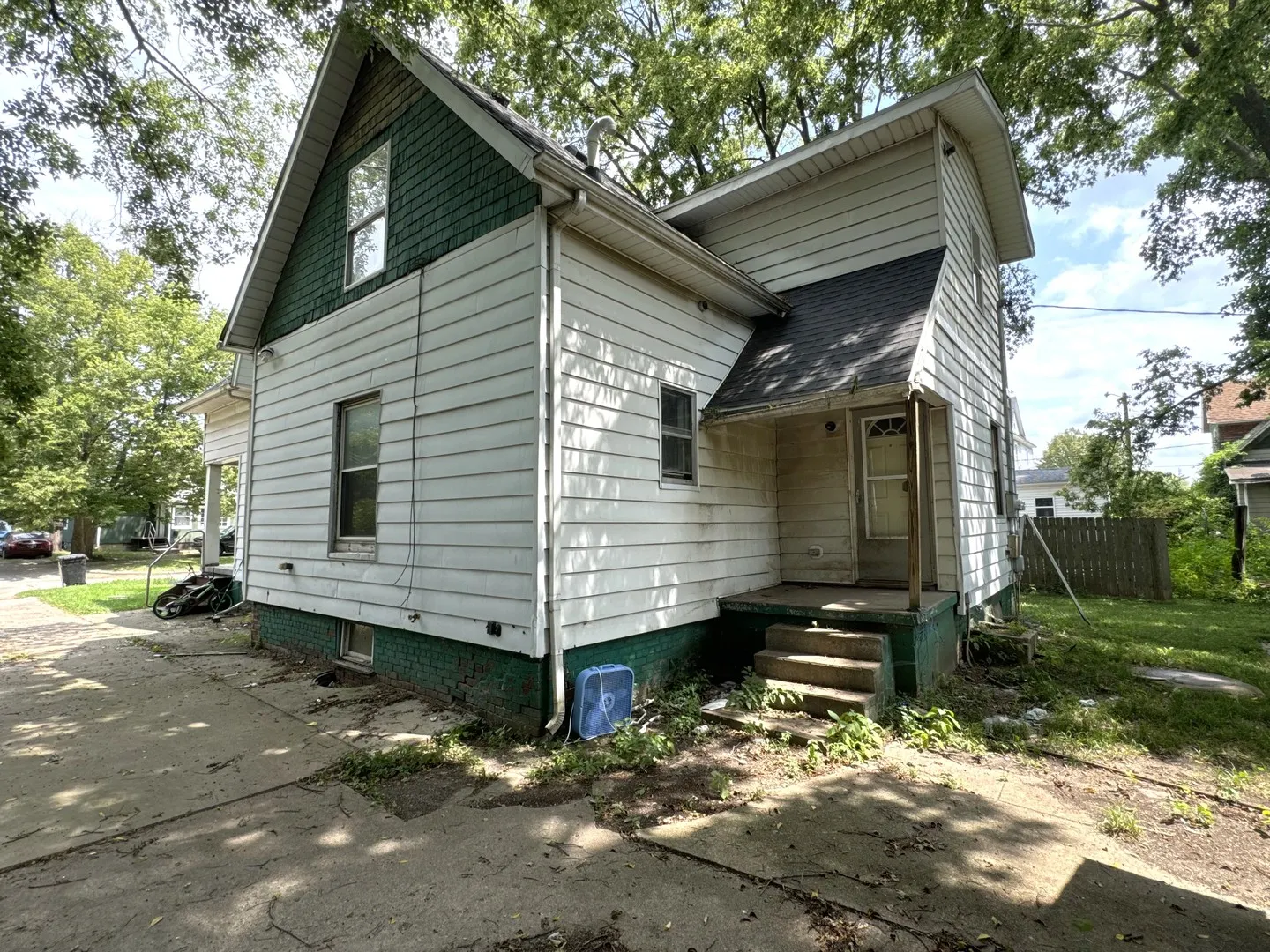 205 W Beardsley Avenue IL