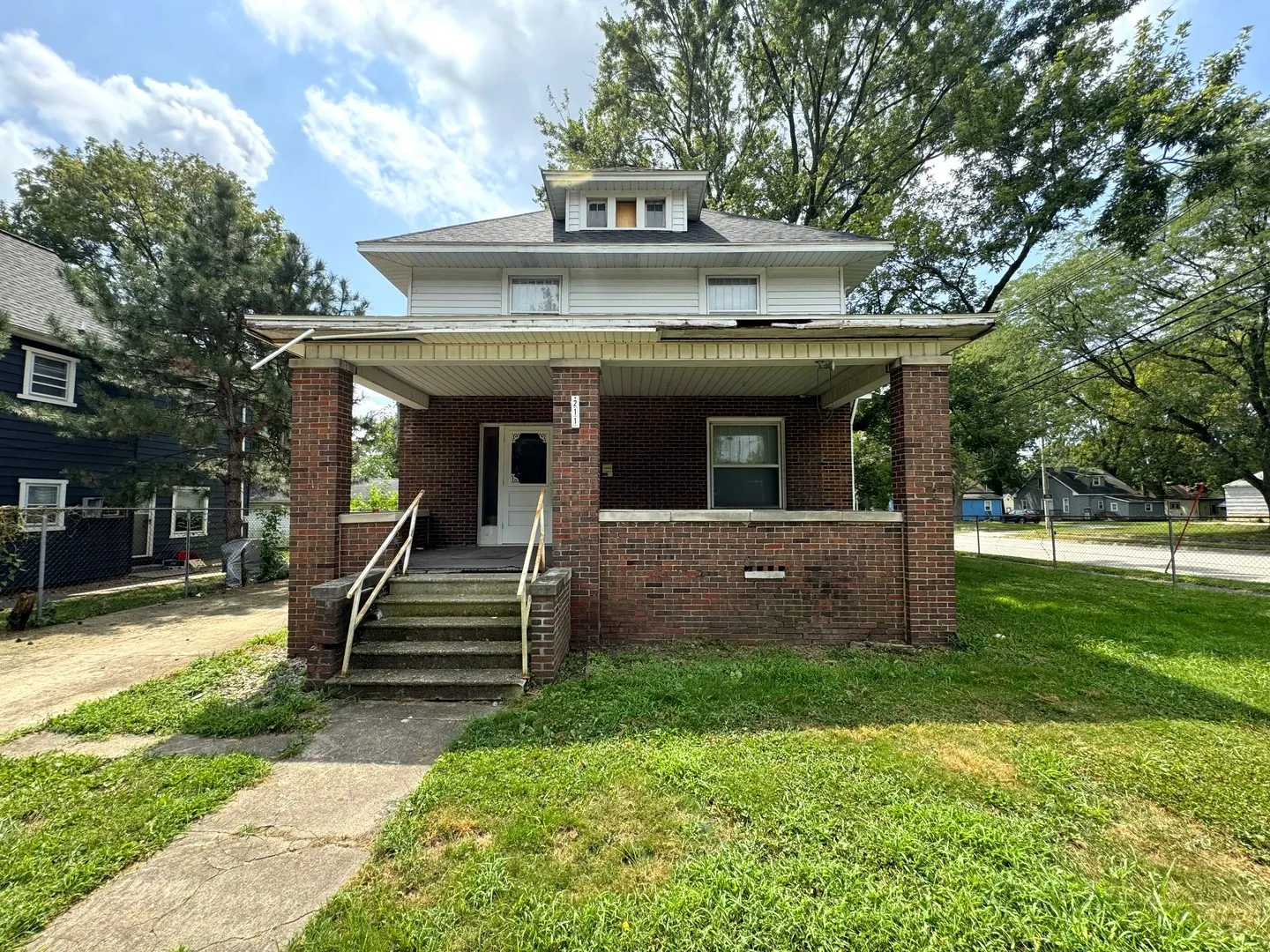 211 W Beardsley Avenue IL