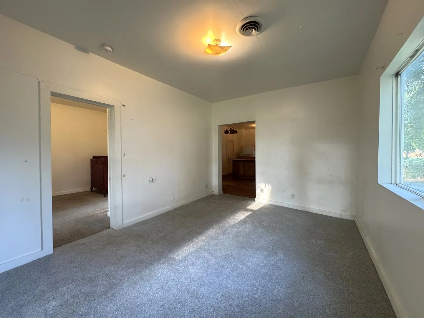 610 E Columbia Avenue IL