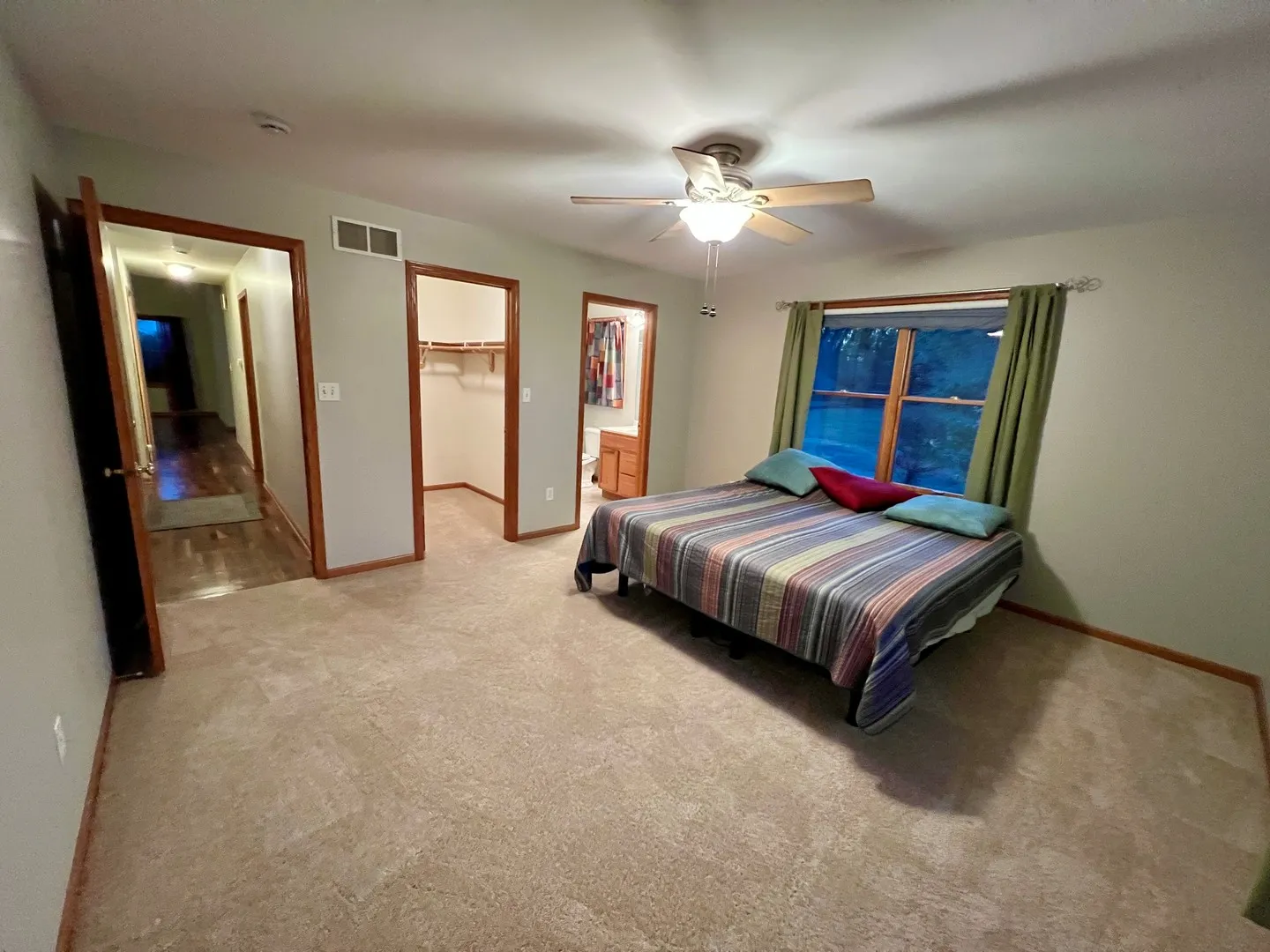 5770 Indian Trail IL