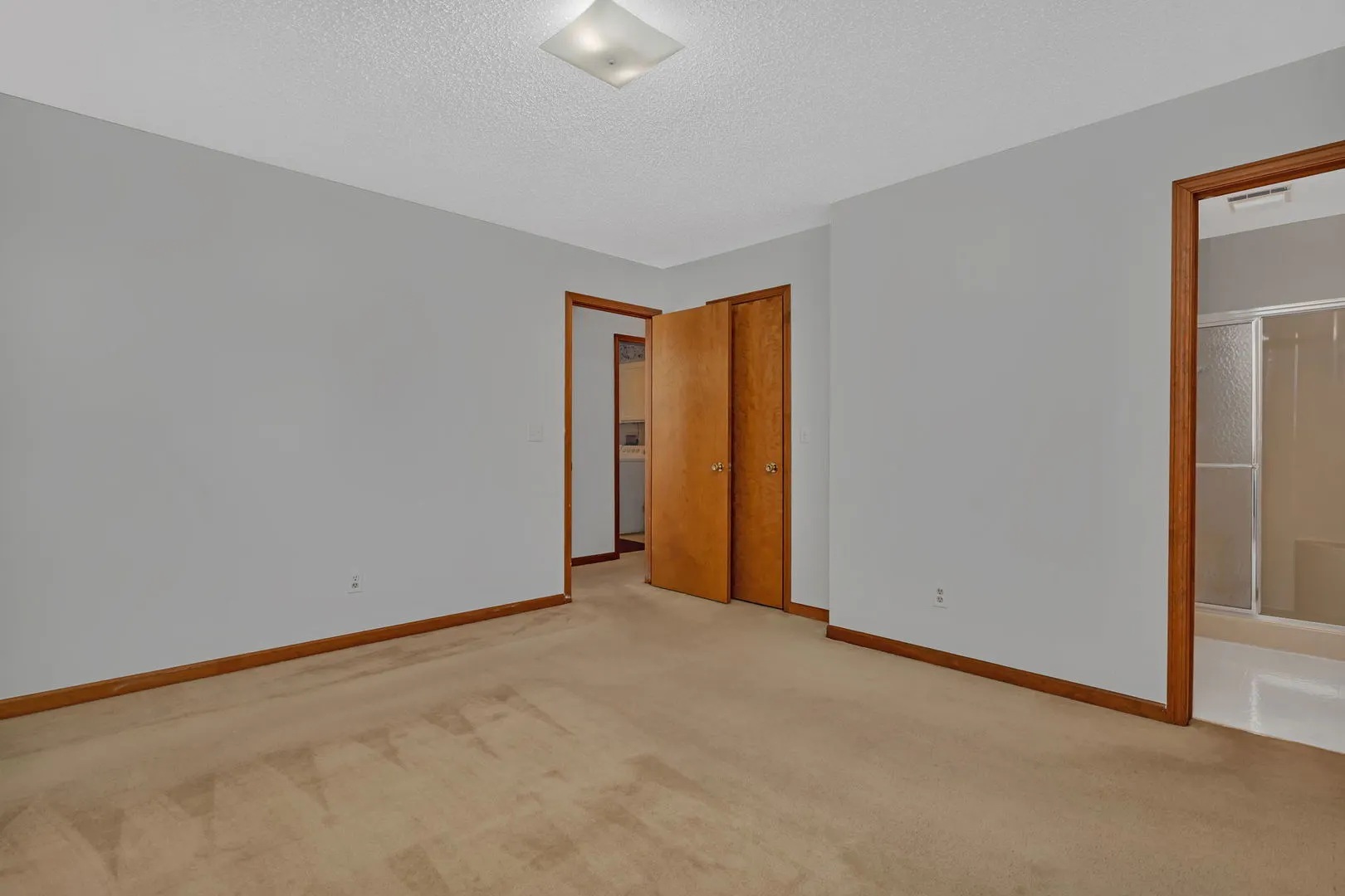 641 N Jackson Avenue IL