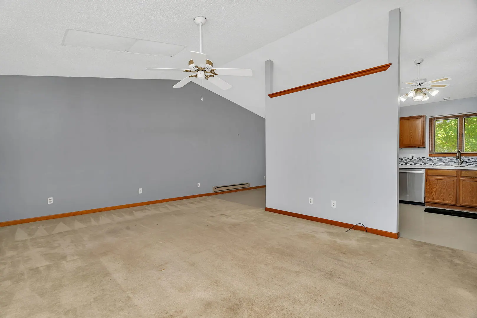 641 N Jackson Avenue IL
