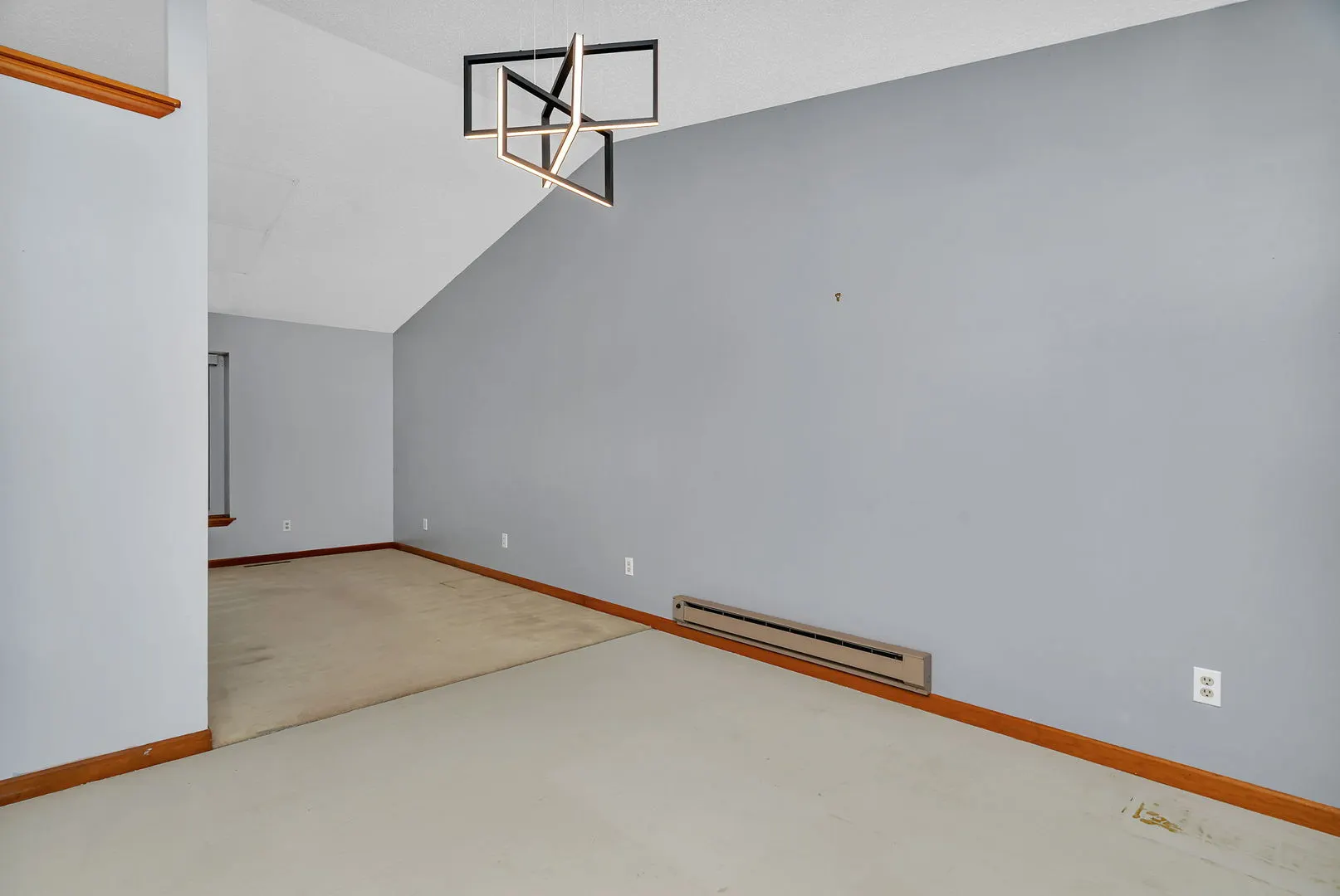 641 N Jackson Avenue IL