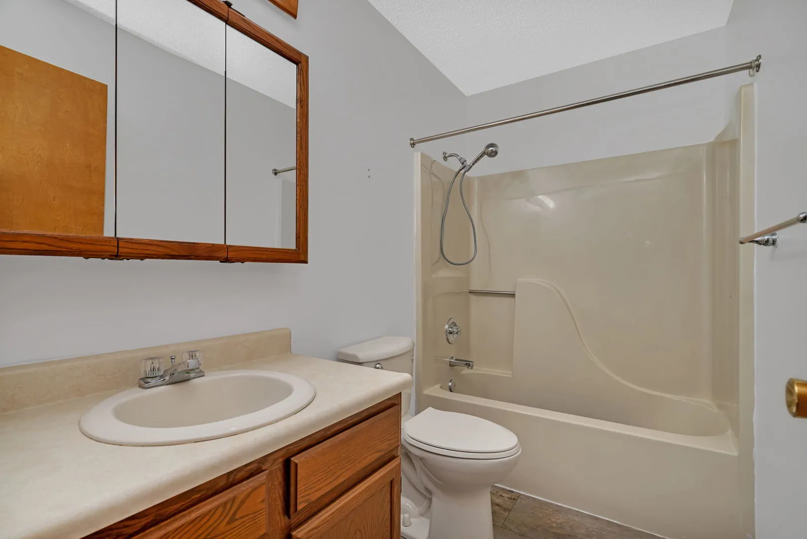 641 N Jackson Avenue IL