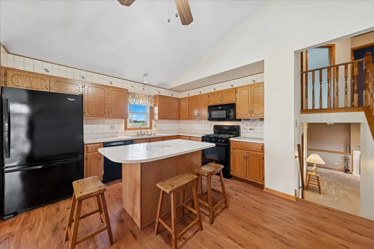 2533 WATERFORD Drive IL