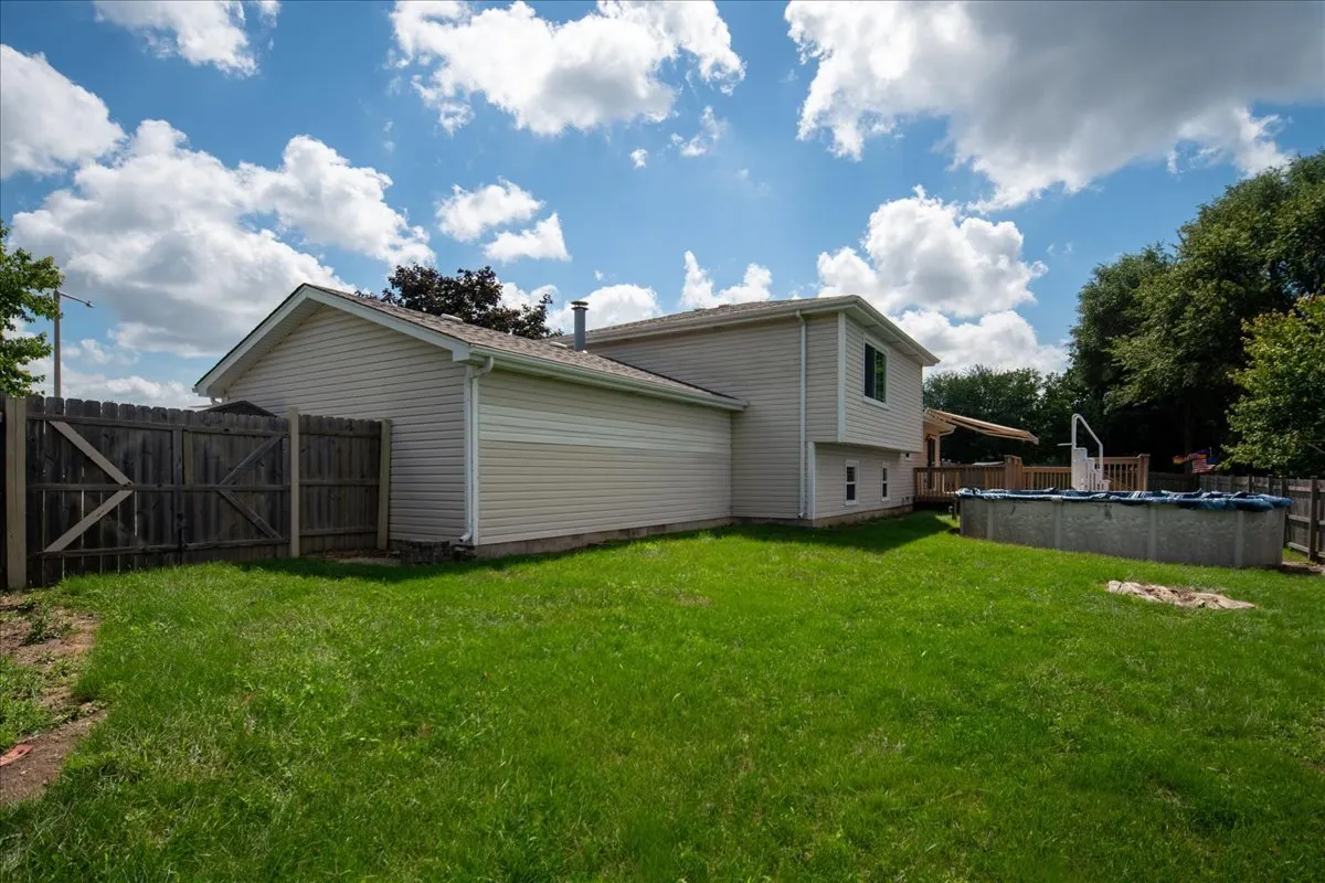 2533 WATERFORD Drive IL