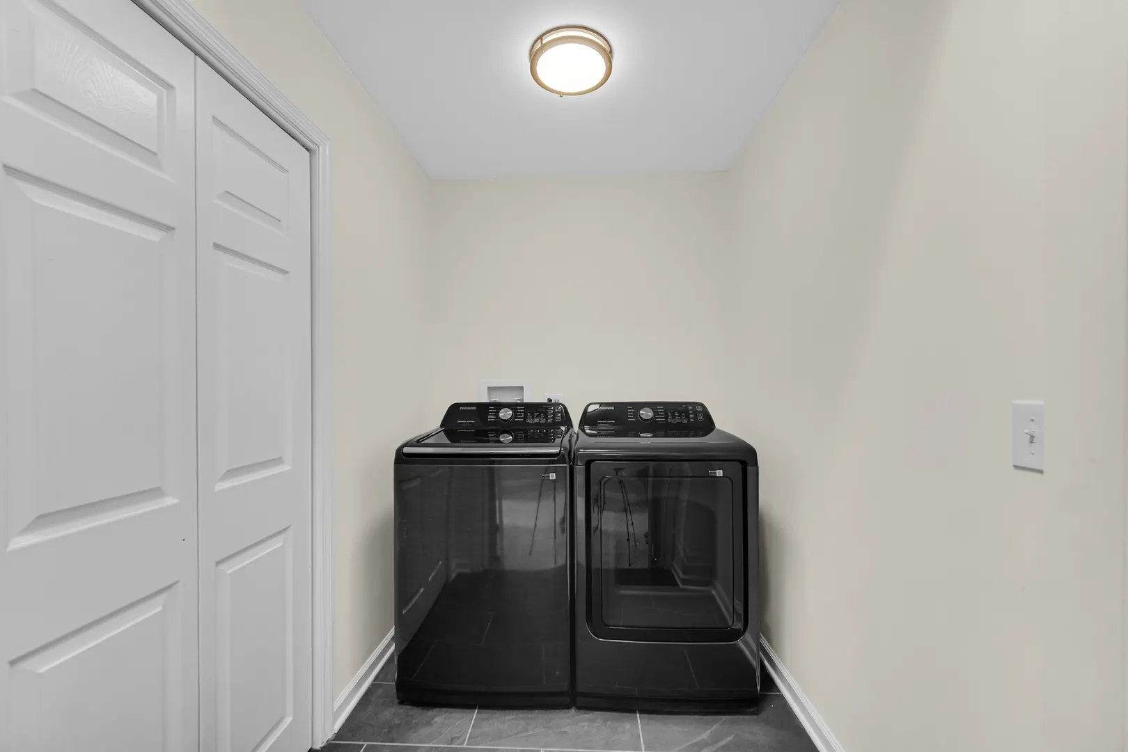 204 Butte View Drive IL