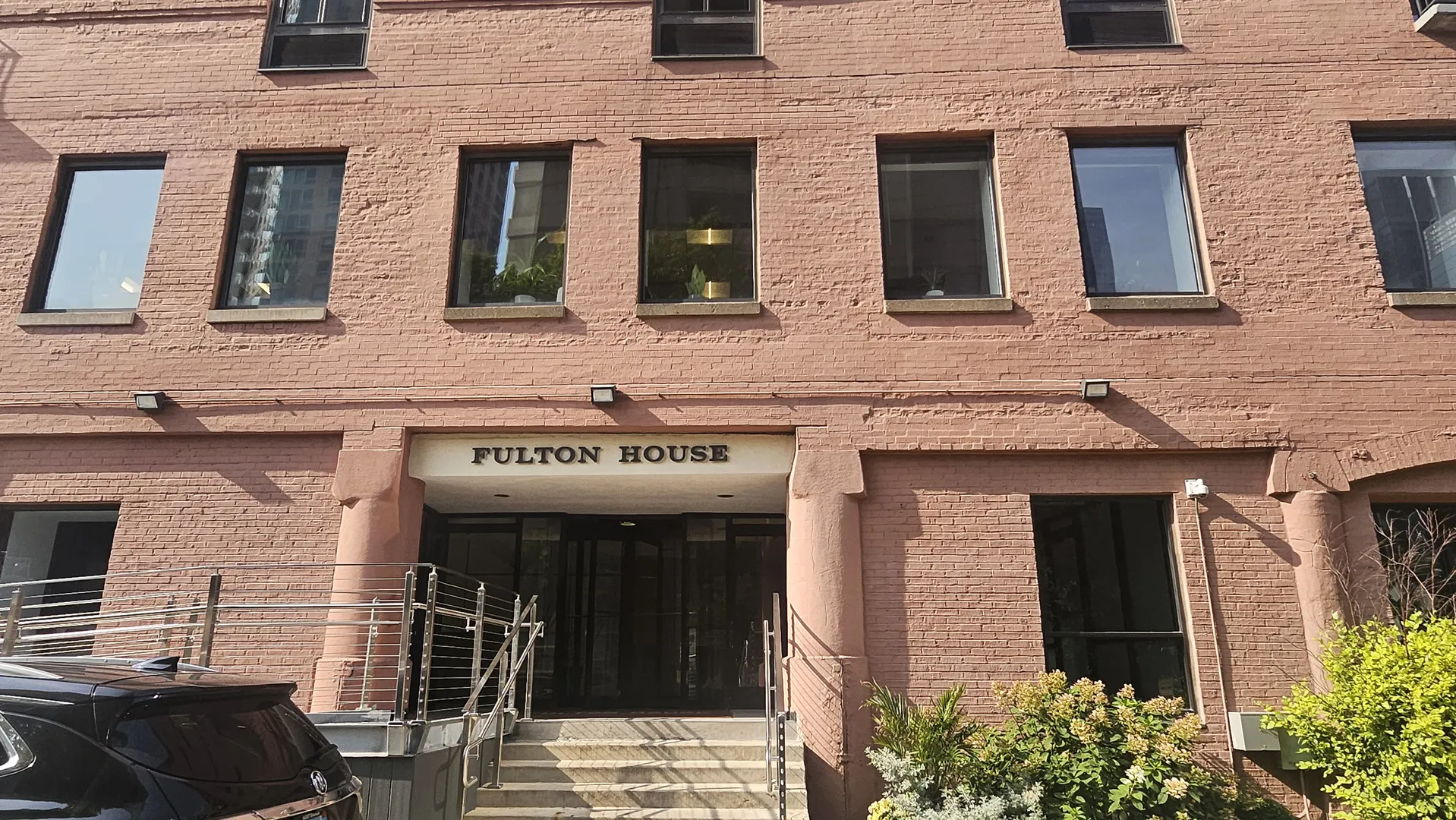 345 N Canal Street 1205 IL