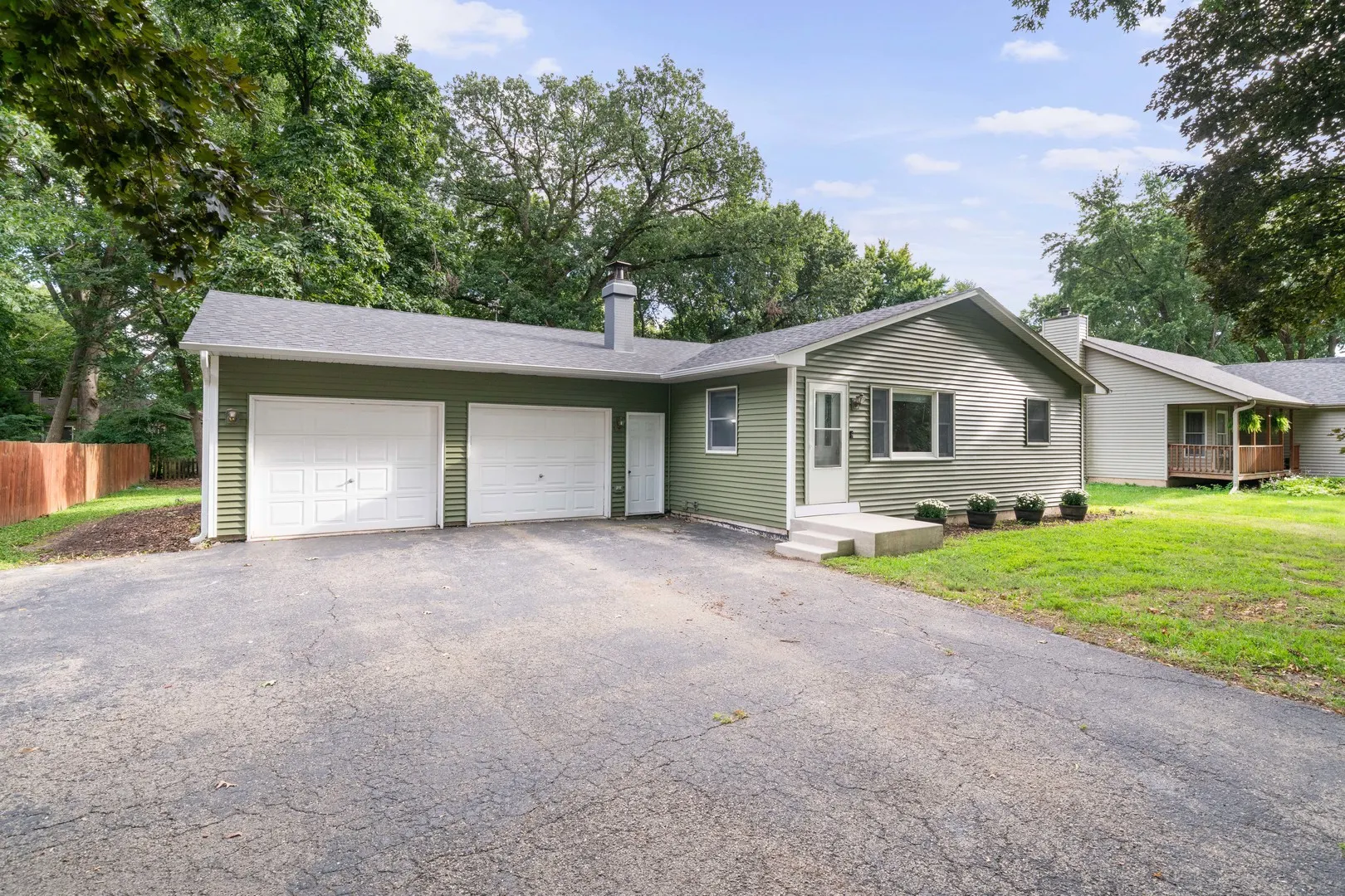 1708 Lake Holiday Drive IL