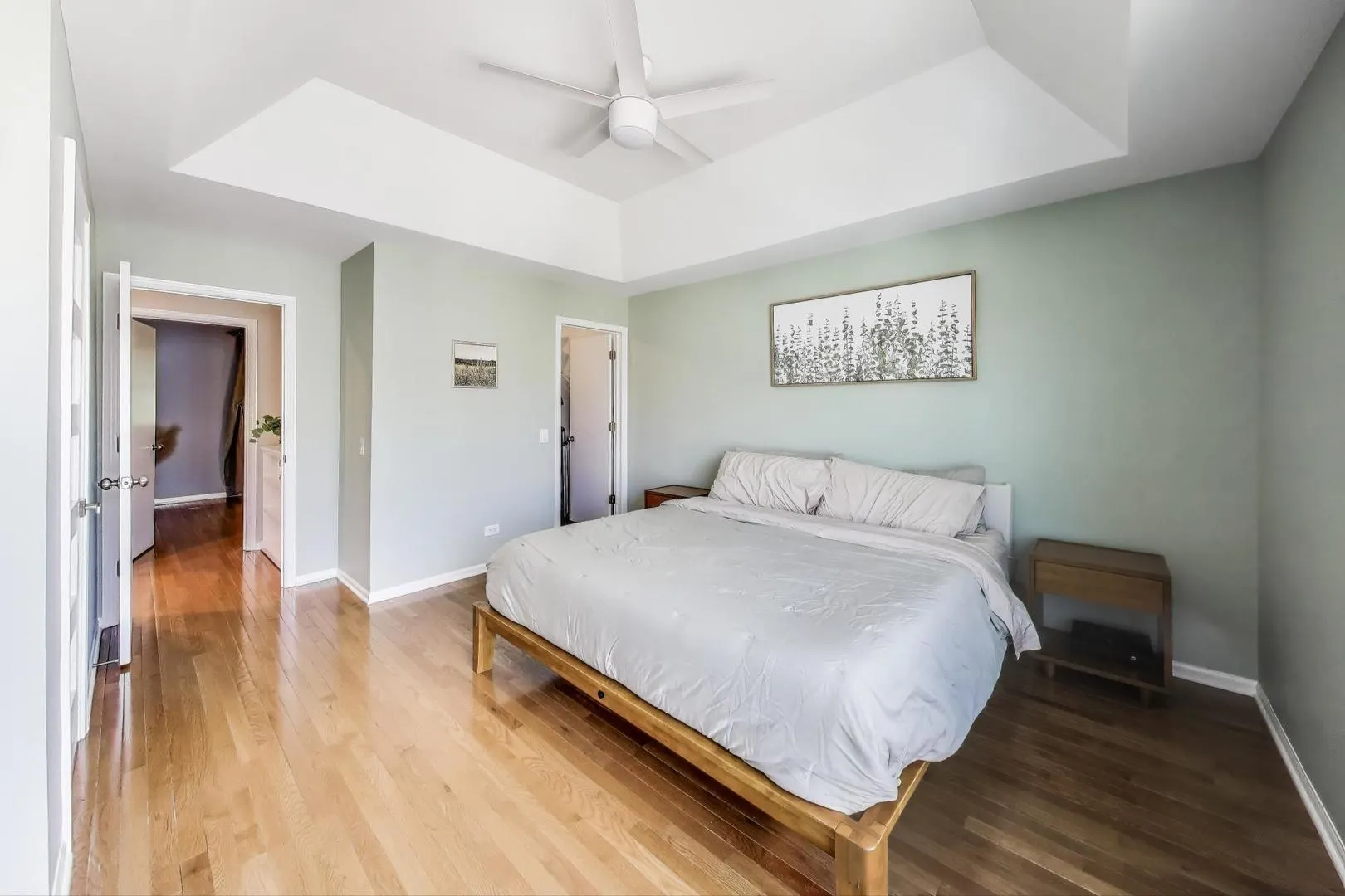 1800 W Diversey Parkway D IL