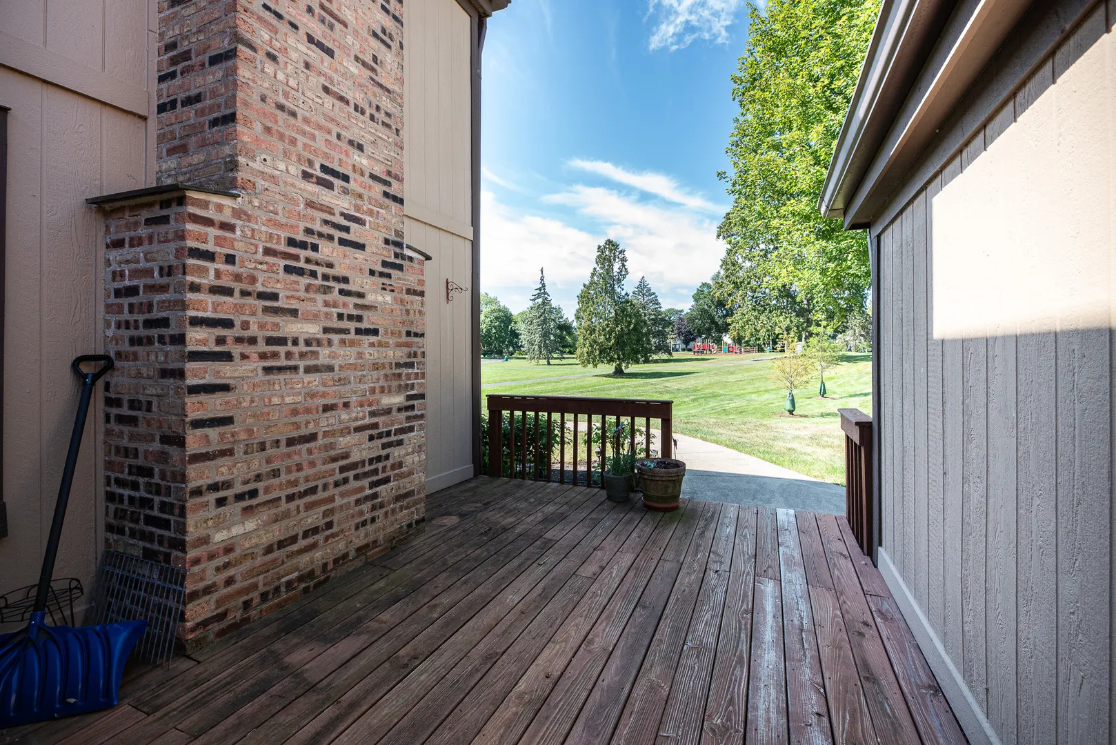1325 Fairfax Lane IL