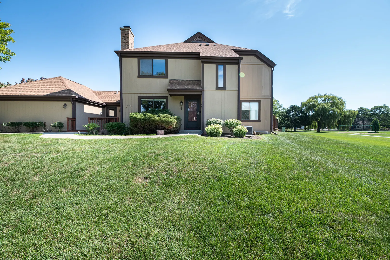 1325 Fairfax Lane IL