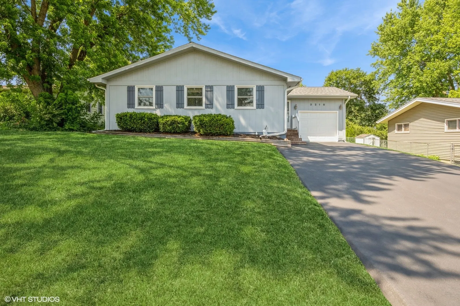 3216 Terrace Drive IL