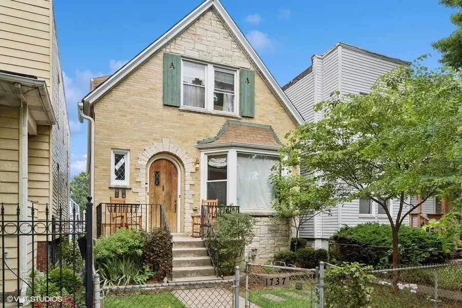 1737 N Lawndale Avenue IL