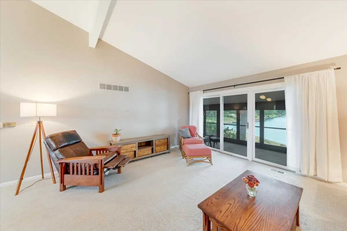 1921 Moraine Drive IL